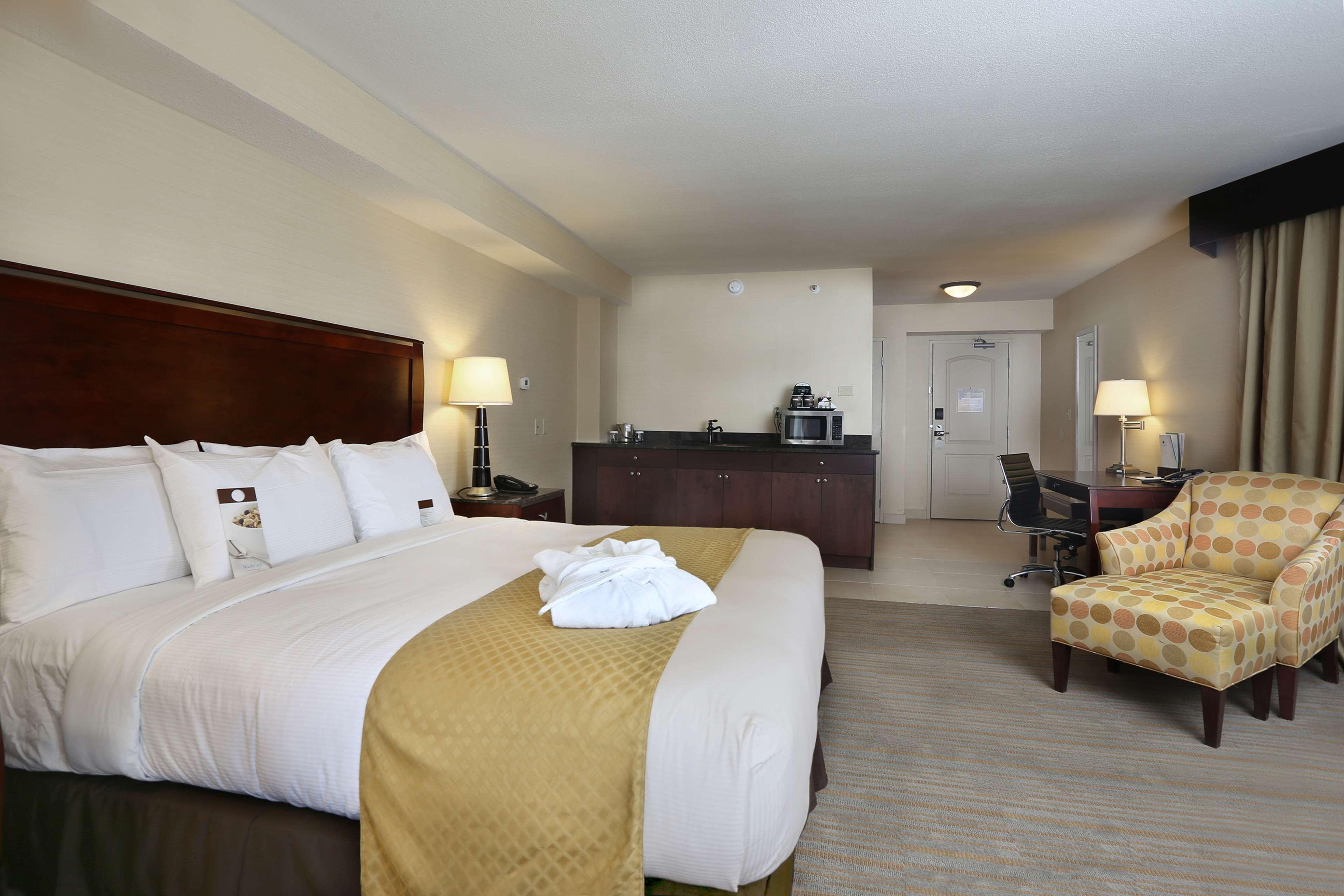 Doubletree By Hilton Hotel Denver - Thornton Dış mekan fotoğraf